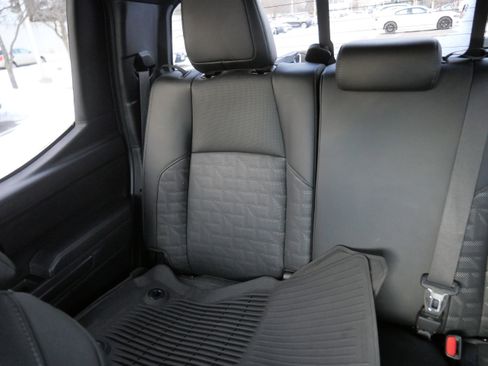 Used 2024 Toyota Tacoma TRD Off-Road image 12