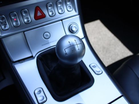 Used 2006 Chrysler Crossfire Limited RWD image 11