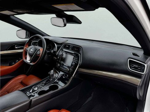 Used 2020 Nissan Maxima Platinum w/ Reserve Package image 47