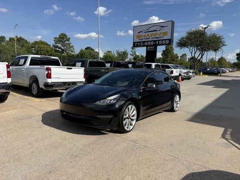 Used 2019 Tesla Model 3 Long Range AWD/4WD image 3