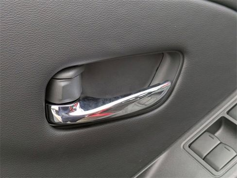 New 2026 Nissan Frontier SV w/ Tow Package image 13