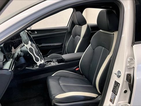 Used 2025 Kia K5 GT-Line w/ GT-Line Premium Package FWD image 21
