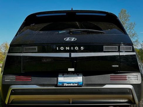 Certified 2025 Hyundai Ioniq 5 SE image 5