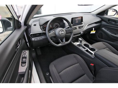 New 2025 Nissan Altima 2.5 S image 12