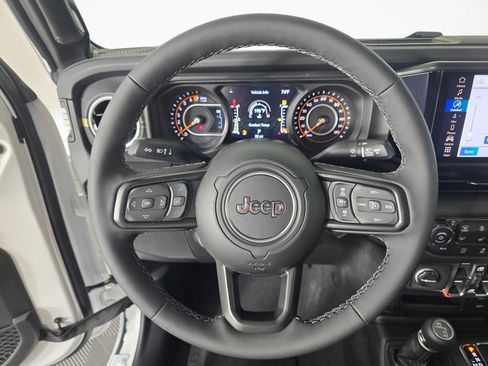 New 2026 Jeep Gladiator Sport AWD/4WD image 23