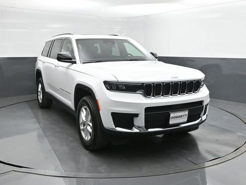 New 2026 Jeep Grand Cherokee L Laredo image 22