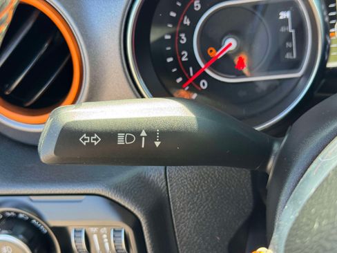 Used 2021 Jeep Gladiator Mojave w/ Cold Weather Group AWD/4WD image 21