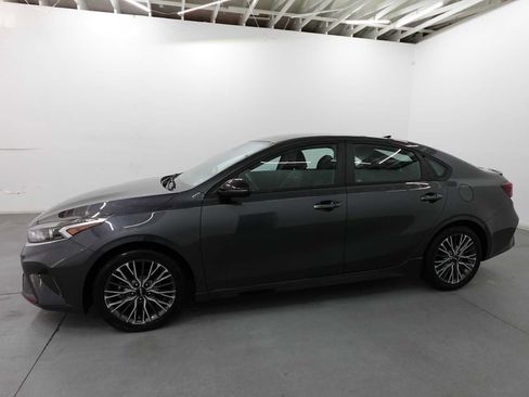 Used 2023 Kia Forte GT-Line image 8