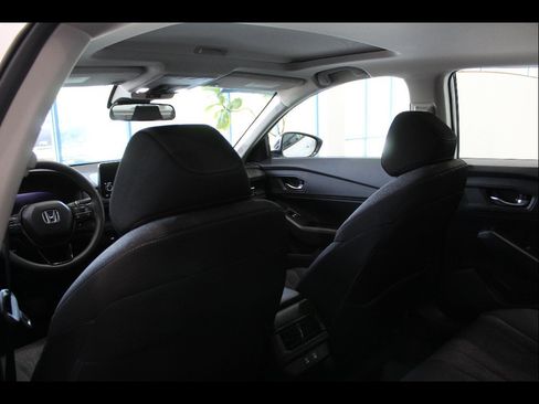 Certified 2025 Honda Accord SE image 16