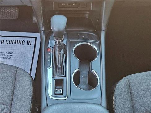 Used 2014 GMC Acadia SLE image 12