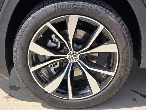 New 2026 Volkswagen Atlas SEL Premium R-Line AWD/4WD image 9