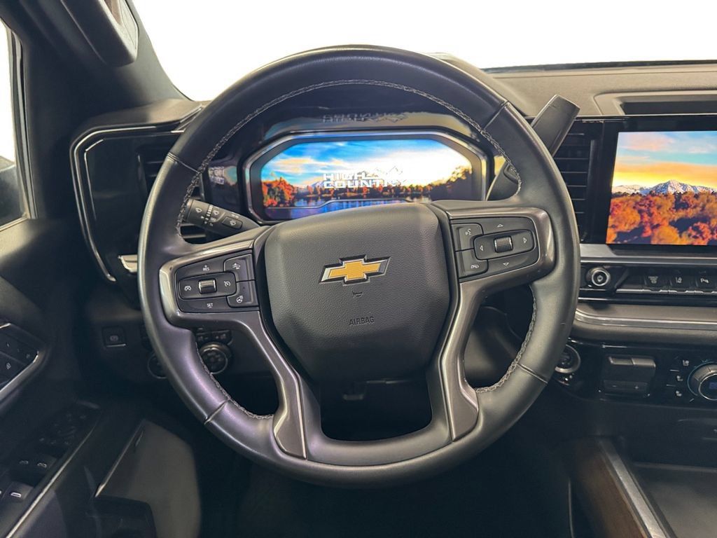 Used 2024 Chevrolet Silverado 3500 High Country w/ High Country Premium Package AWD/4WD image 13