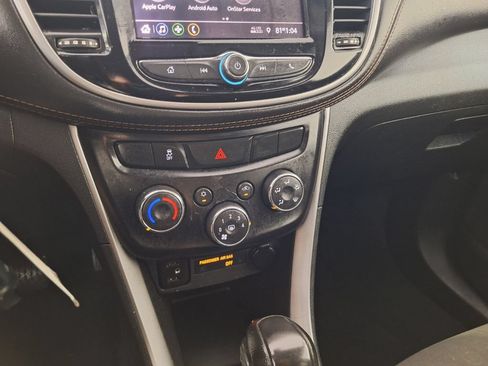 Used 2021 Chevrolet Trax LS w/ Tint and Cruise Package FWD image 15