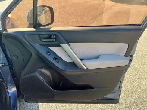 Used 2014 Subaru Forester 2.5i Premium w/ All-Weather Package image 25