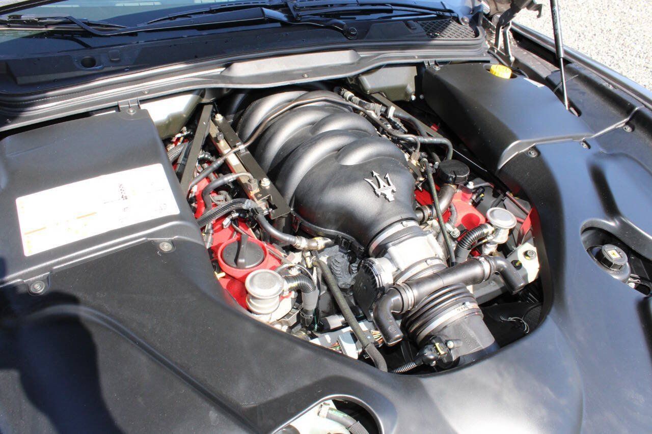 Used 2010 Maserati GranTurismo Convertible RWD image 30
