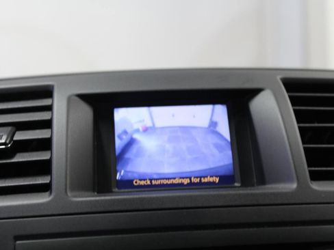 Used 2011 Toyota Highlander SE w/ Convenience Pkg AWD/4WD image 14