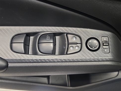 Used 2025 Nissan Altima 2.5 S image 27