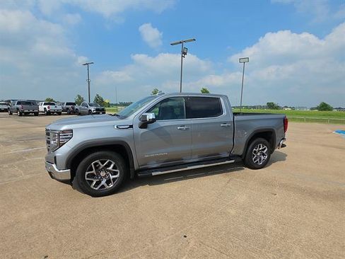 Used 2024 GMC Sierra 1500 SLT RWD image 1