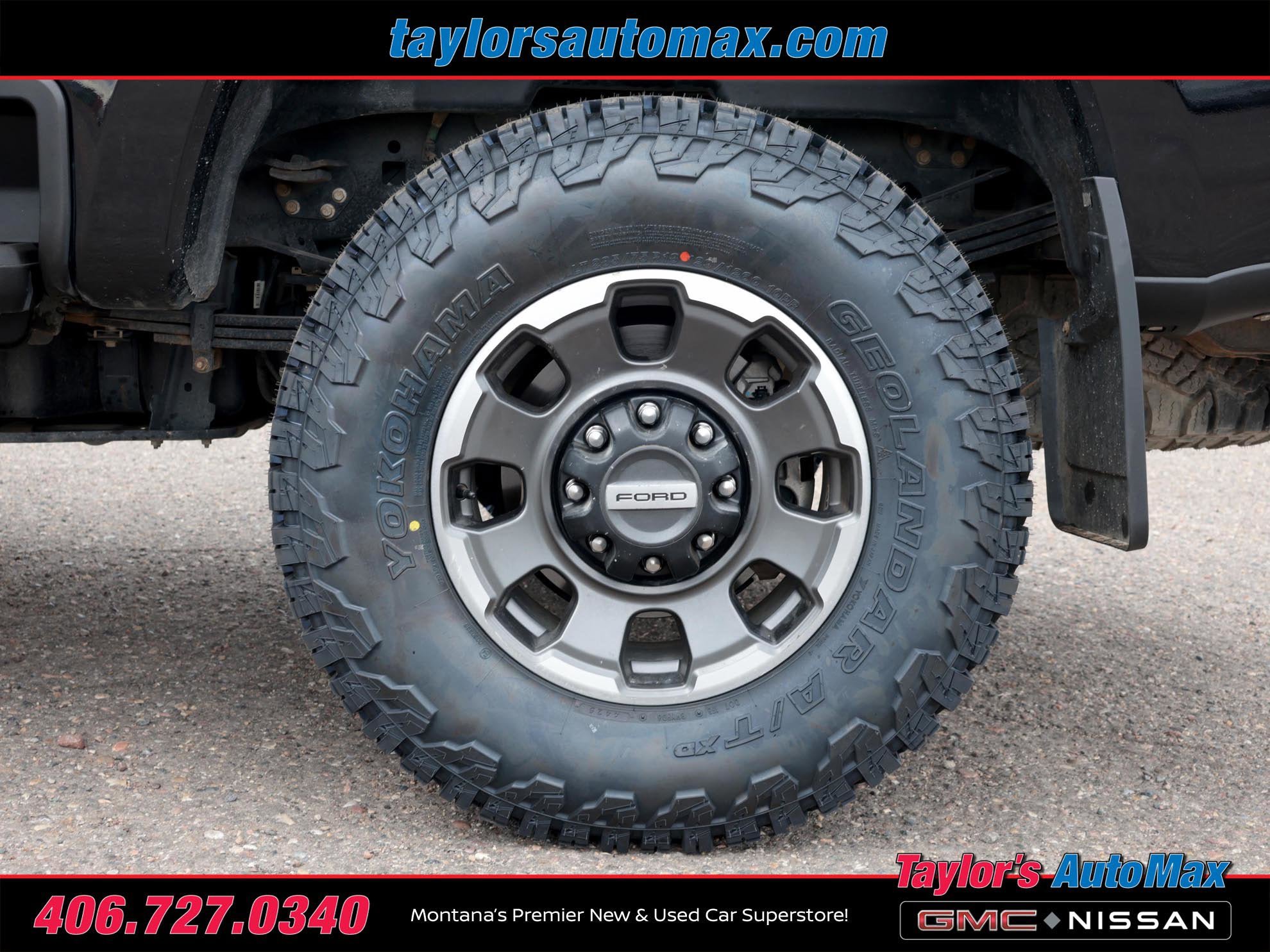Used 2023 Ford F350 Platinum w/ Tremor Off-Road Package AWD/4WD image 46