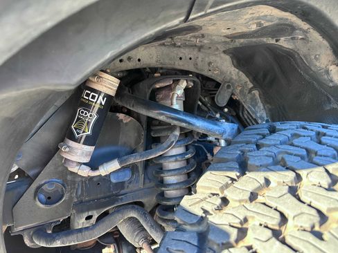 Used 2013 Toyota FJ Cruiser 4WD image 11