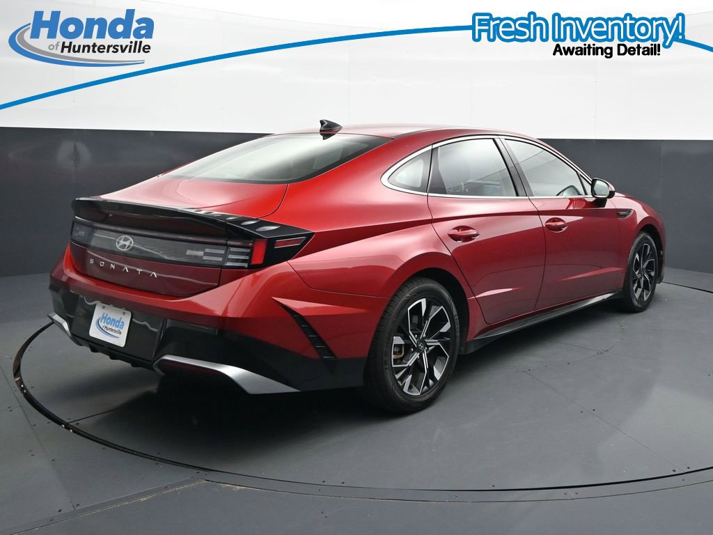 Used 2025 Hyundai Sonata SEL FWD image 10