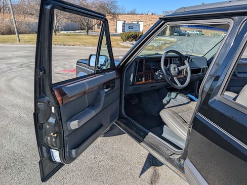 Used 1993 Jeep Cherokee Country image 72