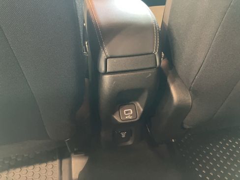 Used 2022 Jeep Renegade Altitude w/ Convenience Group image 23