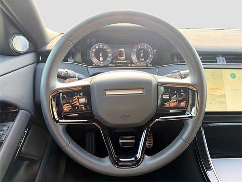 Used 2024 Land Rover Range Rover Evoque Dynamic SE image 41