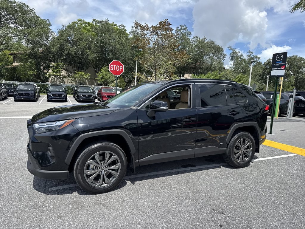 Used 2024 Toyota RAV4 XLE Premium w/ Weather Package AWD/4WD image 10