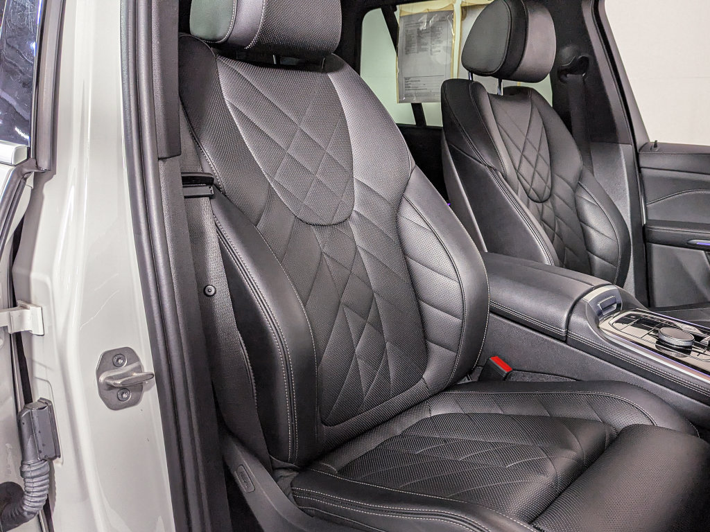 Used 2024 BMW X5 xDrive40i w/ Premium Package AWD/4WD image 37