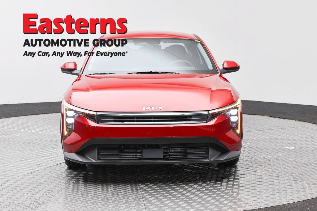 Used 2025 Kia K4 FWD image 2