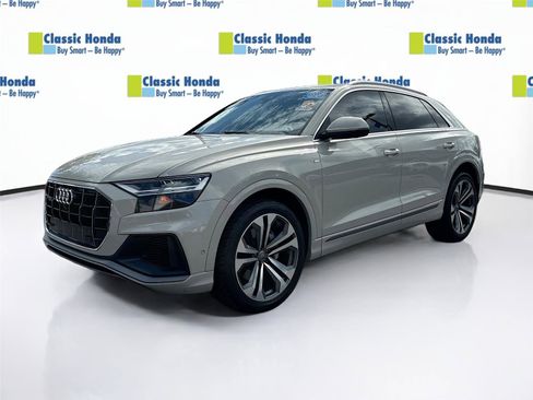 Used 2021 Audi Q8 Premium Plus w/ Premium Plus Package AWD/4WD image 3
