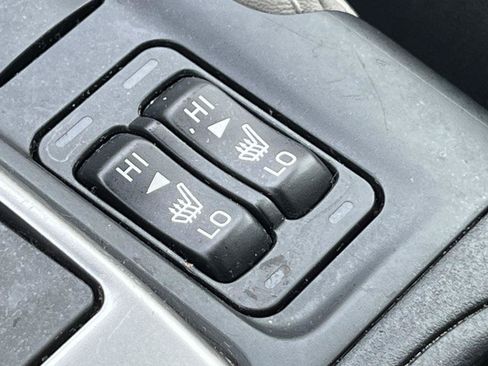 Used 2024 Subaru Forester Premium AWD/4WD image 29