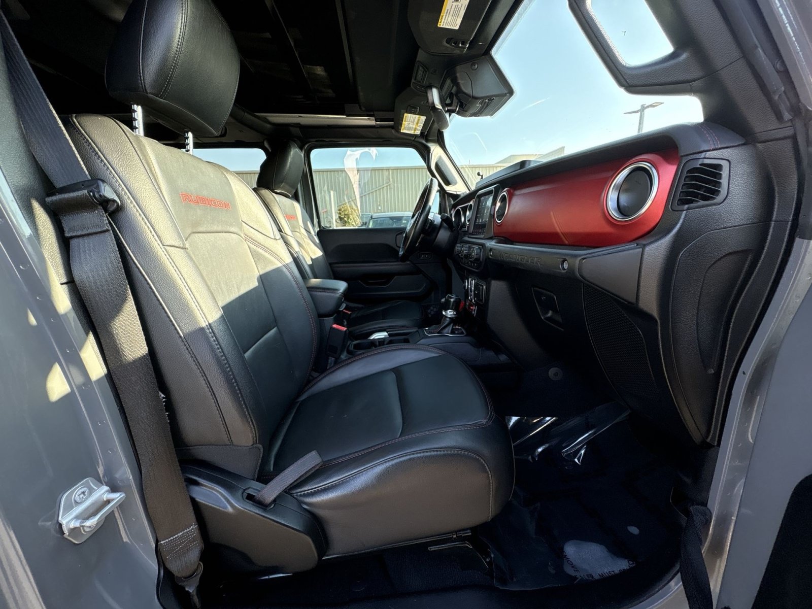 Used 2021 Jeep Wrangler Unlimited Rubicon AWD/4WD image 27