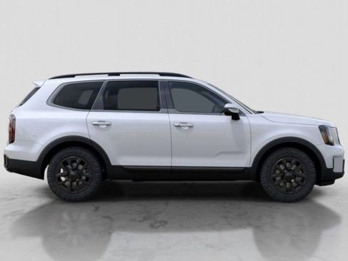 Used 2025 Kia Telluride AWD image 7