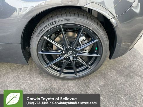 New 2025 Toyota GR86 Premium image 23