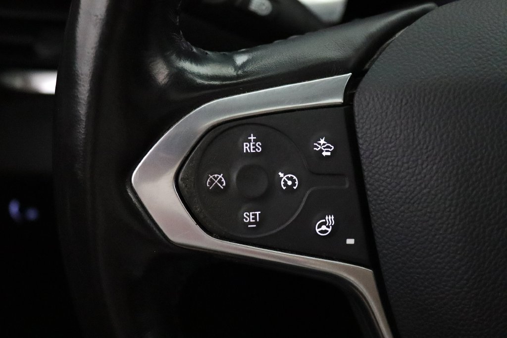 Used 2020 Chevrolet Traverse Premier w/ Redline Edition AWD/4WD image 18