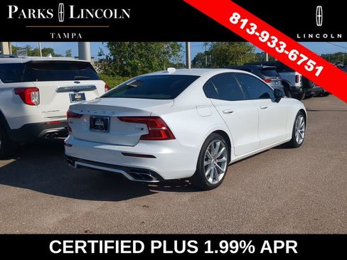Used 2021 Volvo S60 T5 Momentum w/ Premium Package AWD/4WD image 4