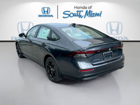 New 2025 Honda Accord SE image 4