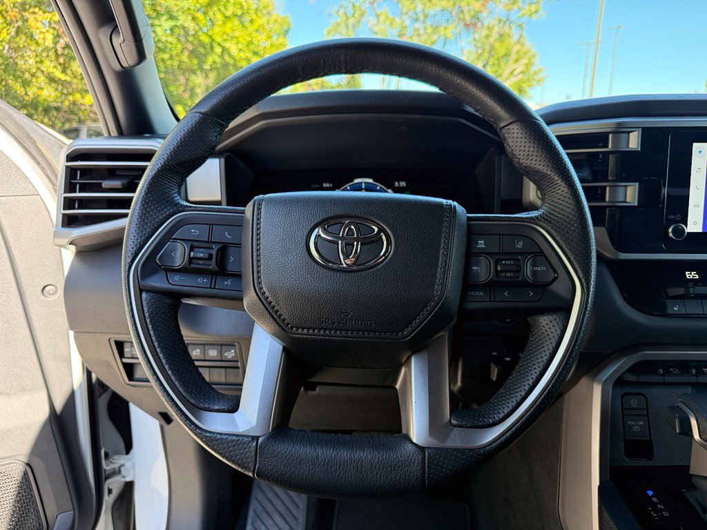 Used 2025 Toyota Sequoia SR5 AWD/4WD image 11