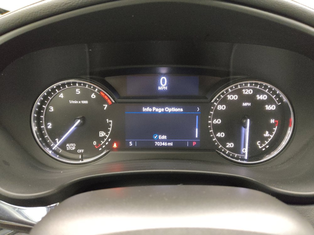 Used 2020 Cadillac XT4 Luxury w/ Cold Weather Package FWD image 23