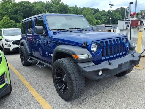 Used 2020 Jeep Wrangler Unlimited Sport S AWD/4WD image 4
