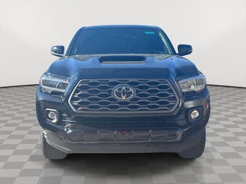 Used 2023 Toyota Tacoma TRD Sport image 2