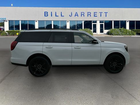New 2025 Ford Expedition Platinum w/ Stealth Appearance Package image 3