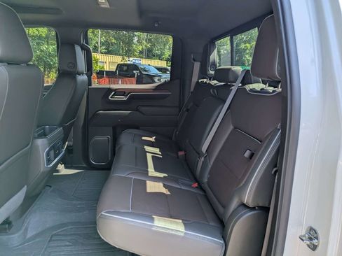 Used 2022 GMC Sierra 1500 Denali w/ Denali Reserve Package AWD/4WD image 13