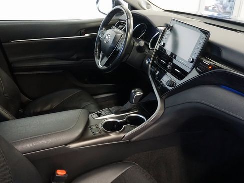 Certified 2023 Toyota Camry XLE image 28