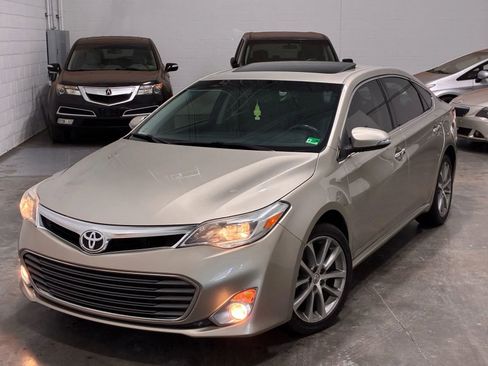 Used 2014 Toyota Avalon XLE Touring image 37