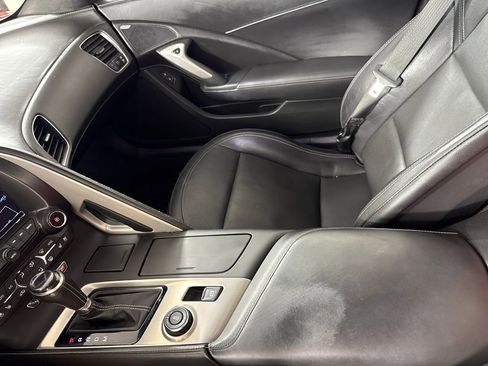 Used 2019 Chevrolet Corvette Stingray Convertible w/ 3LT Preferred Equipment Group image 17