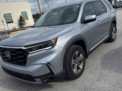 Used 2025 Honda Pilot EX-L image 1