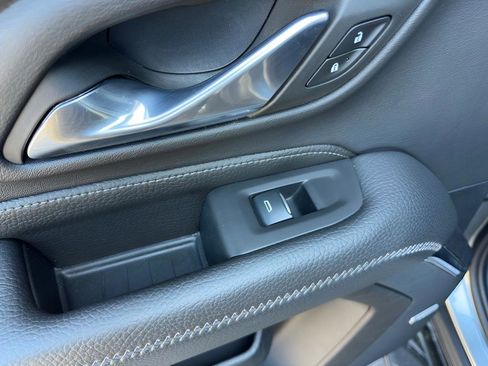 Used 2024 GMC Yukon Denali image 39